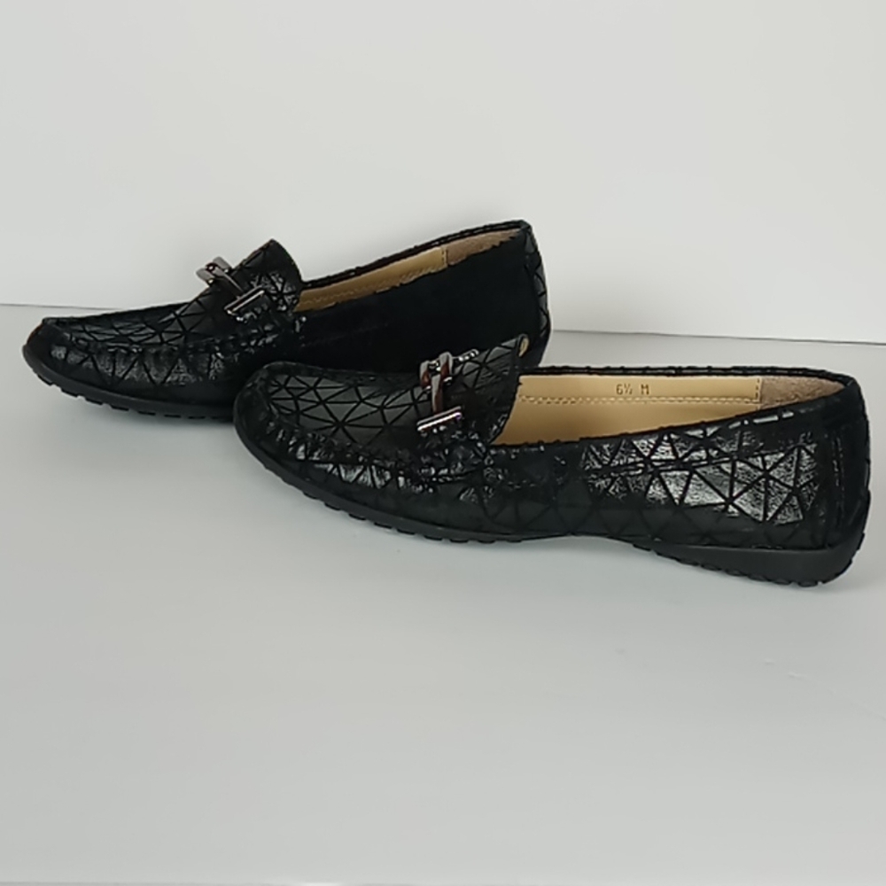 Vaneli Textured Driving Flat Loafers